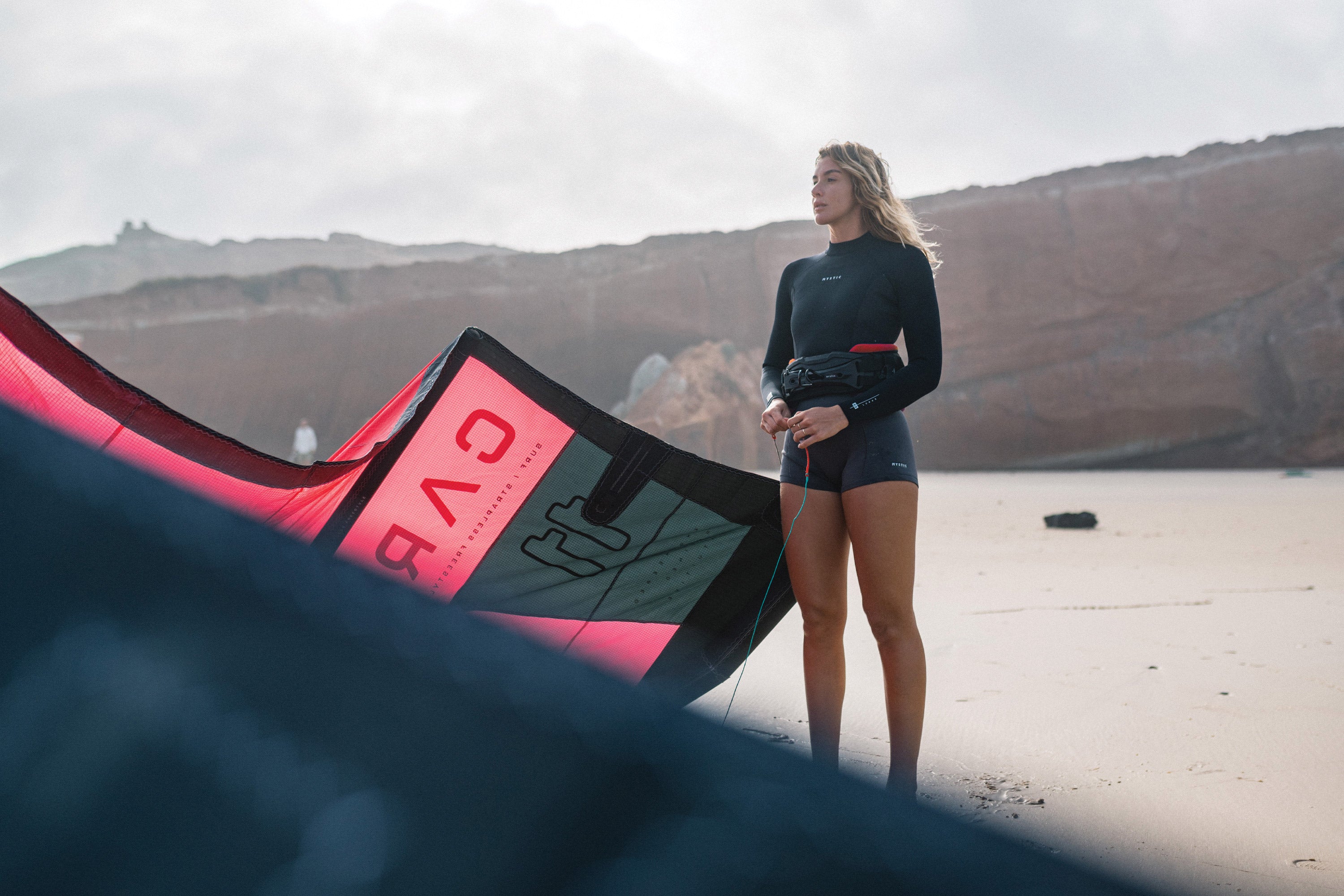 Mystic - Lunar Longarm Shorty 2/2mm Bzip Women