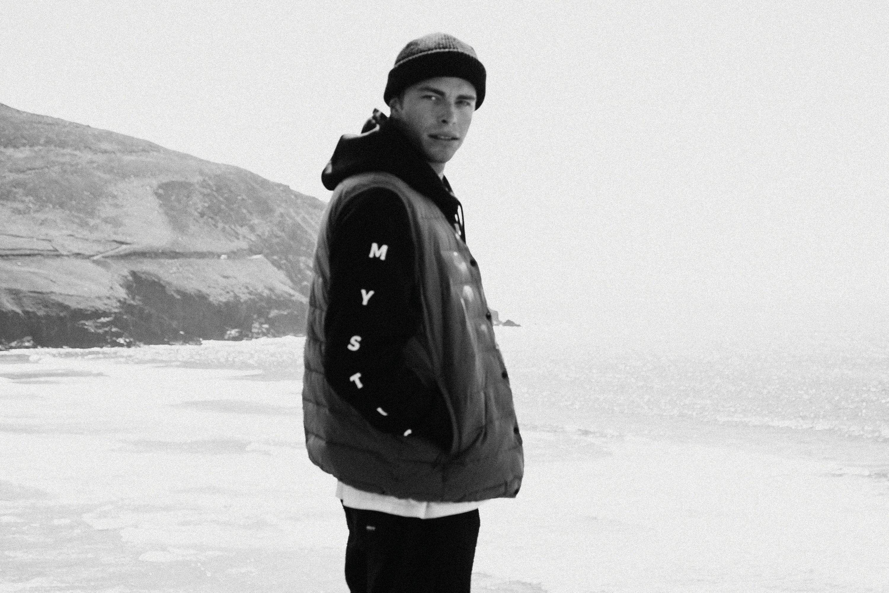 Mystic - Bolt Hoodie