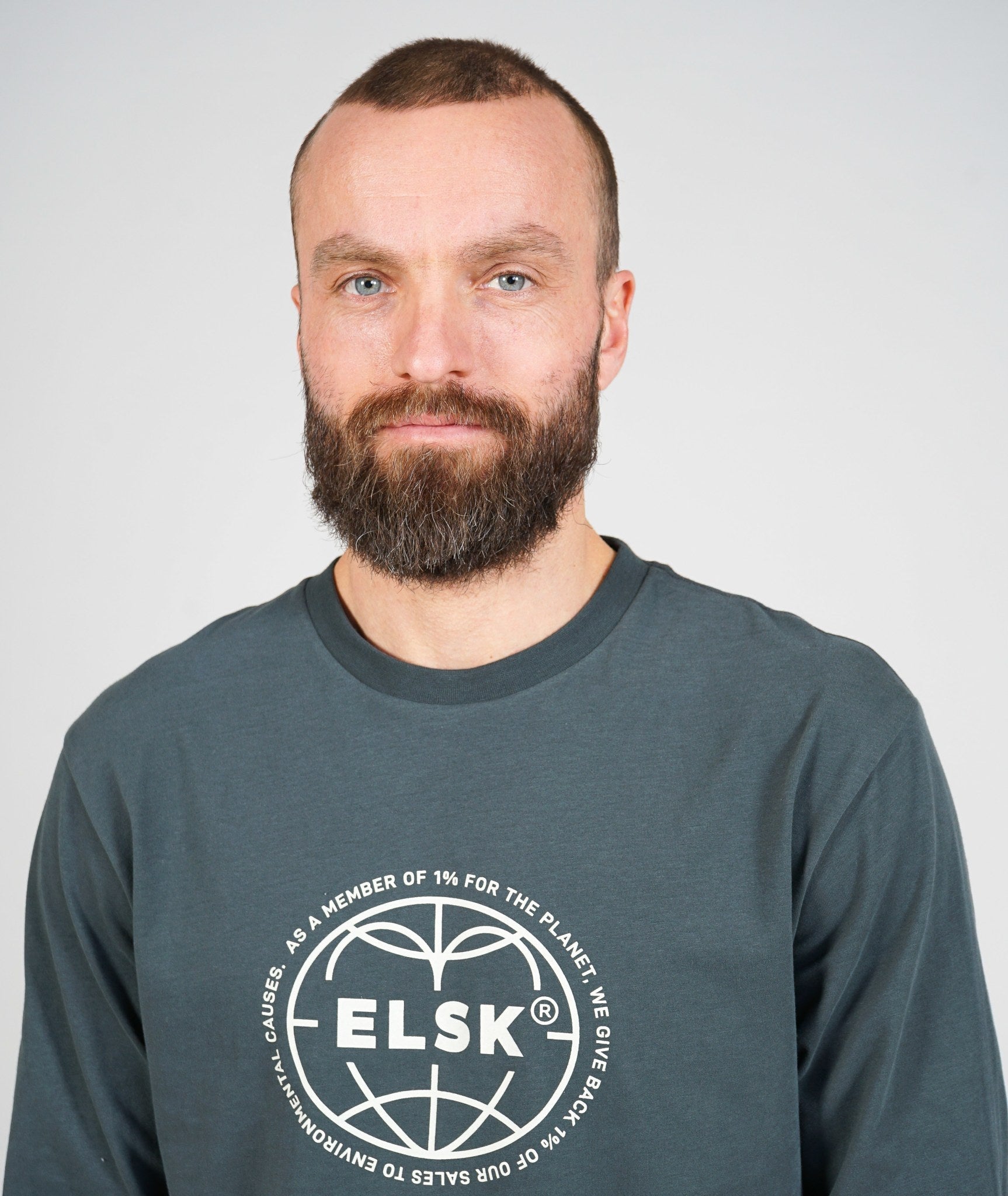 Statement Globe Men'S Brushed LS T-Shirt
