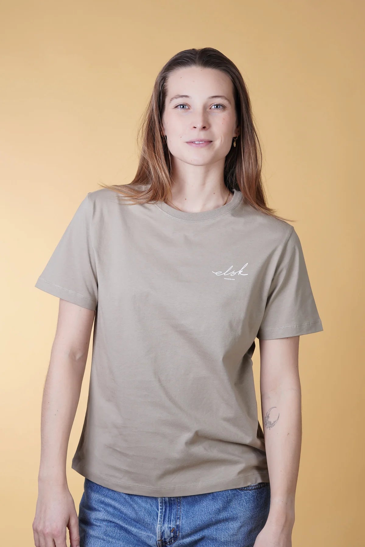 Signiertes Basic-Freizeit-T-Shirt für Damen