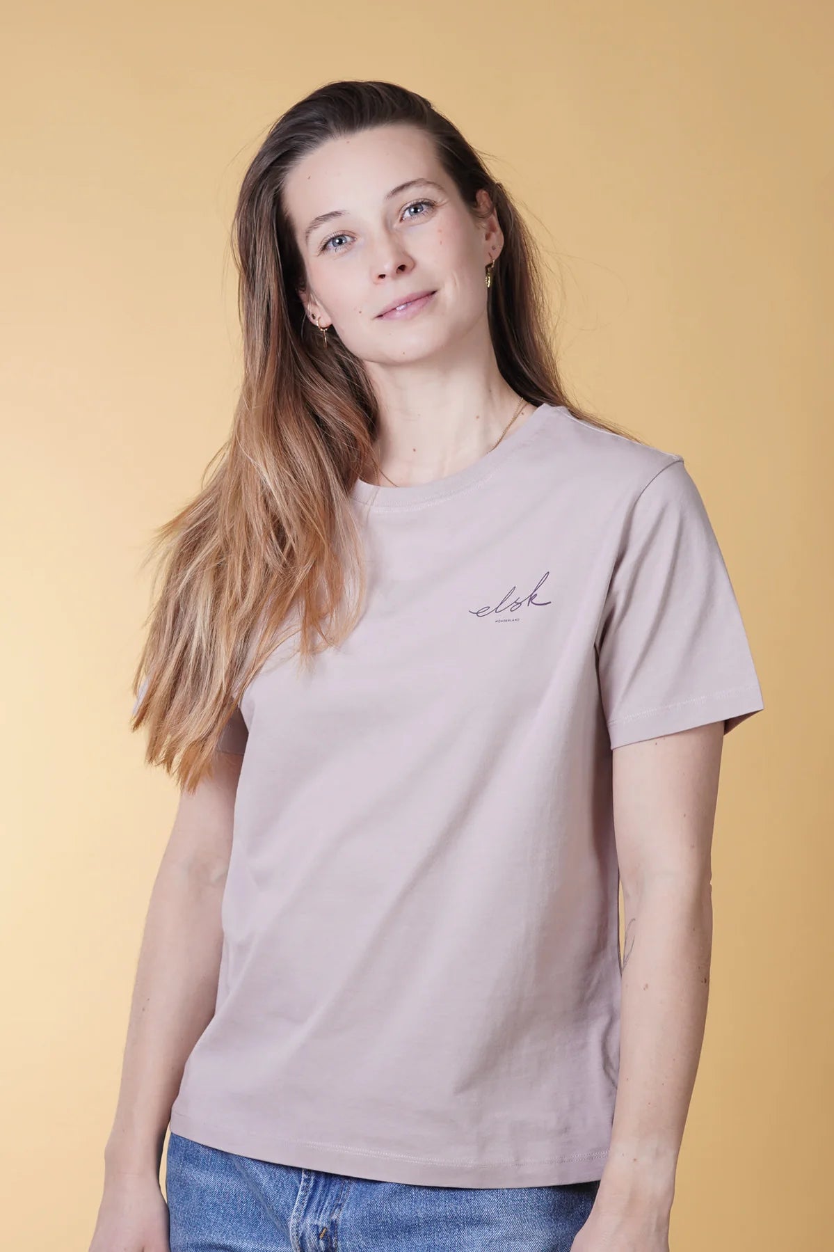 Signiertes Basic-Freizeit-T-Shirt für Damen
