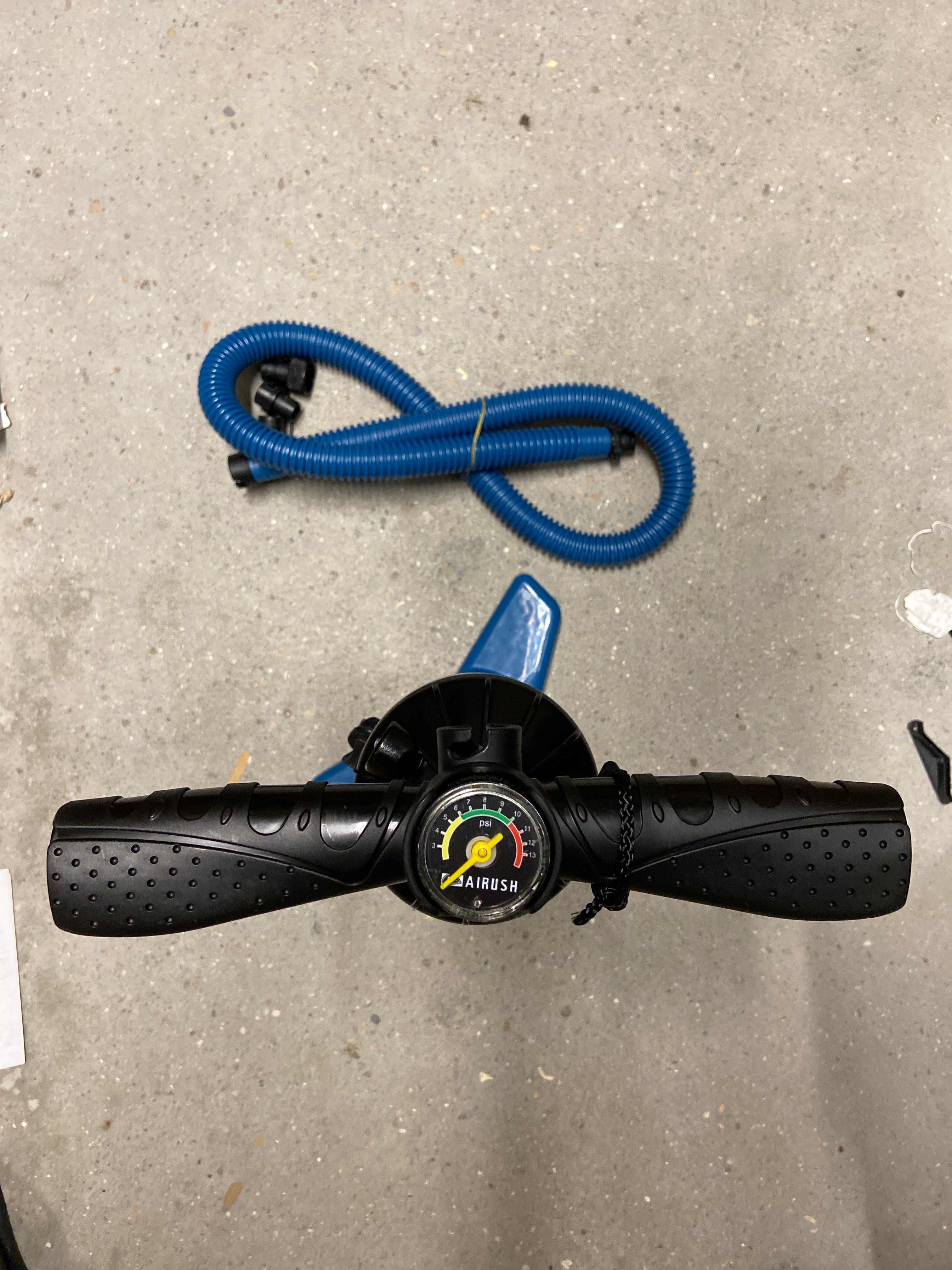 Airush - Hochgeschwindigkeits -Kitepumpe