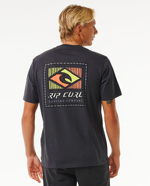 Traditionell kortärmad t-shirt