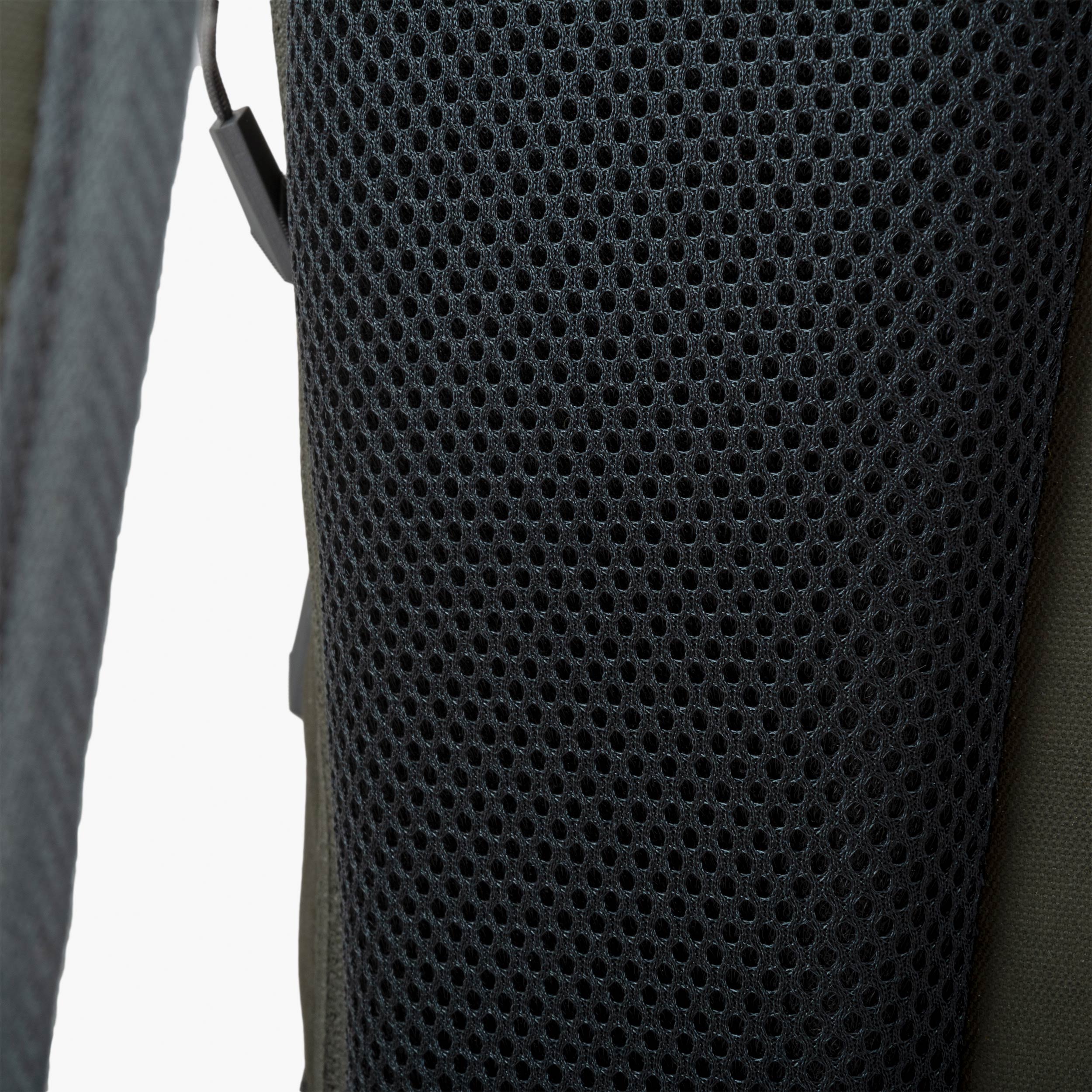 Highlander - Bahn Urban Laptop Backpack, 22L