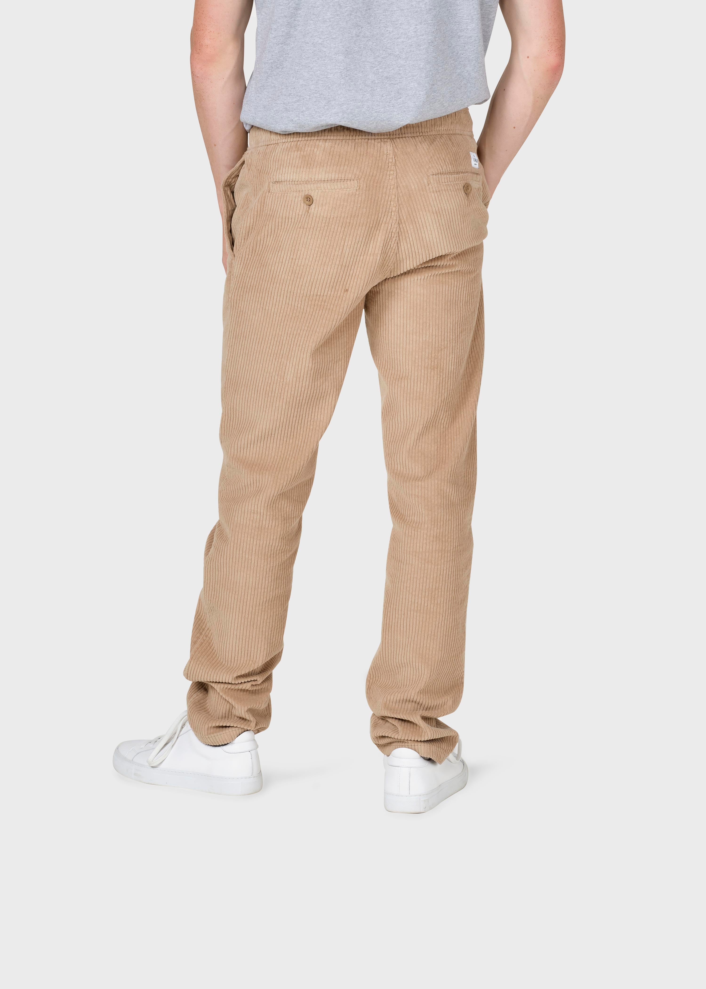 Elliot Jumbo Corduroy Chino - Sand