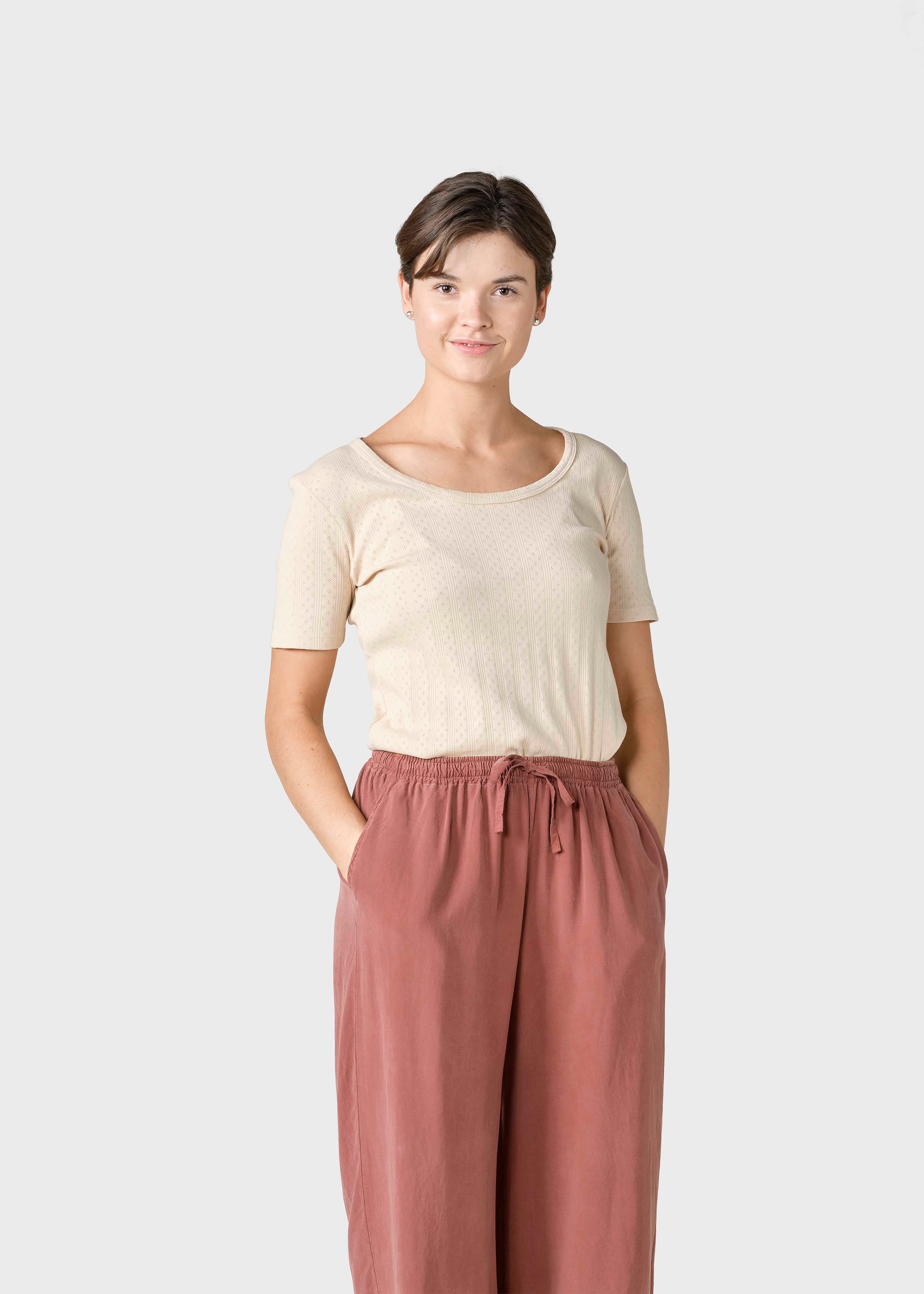 Iris Tee - Pastel Sand