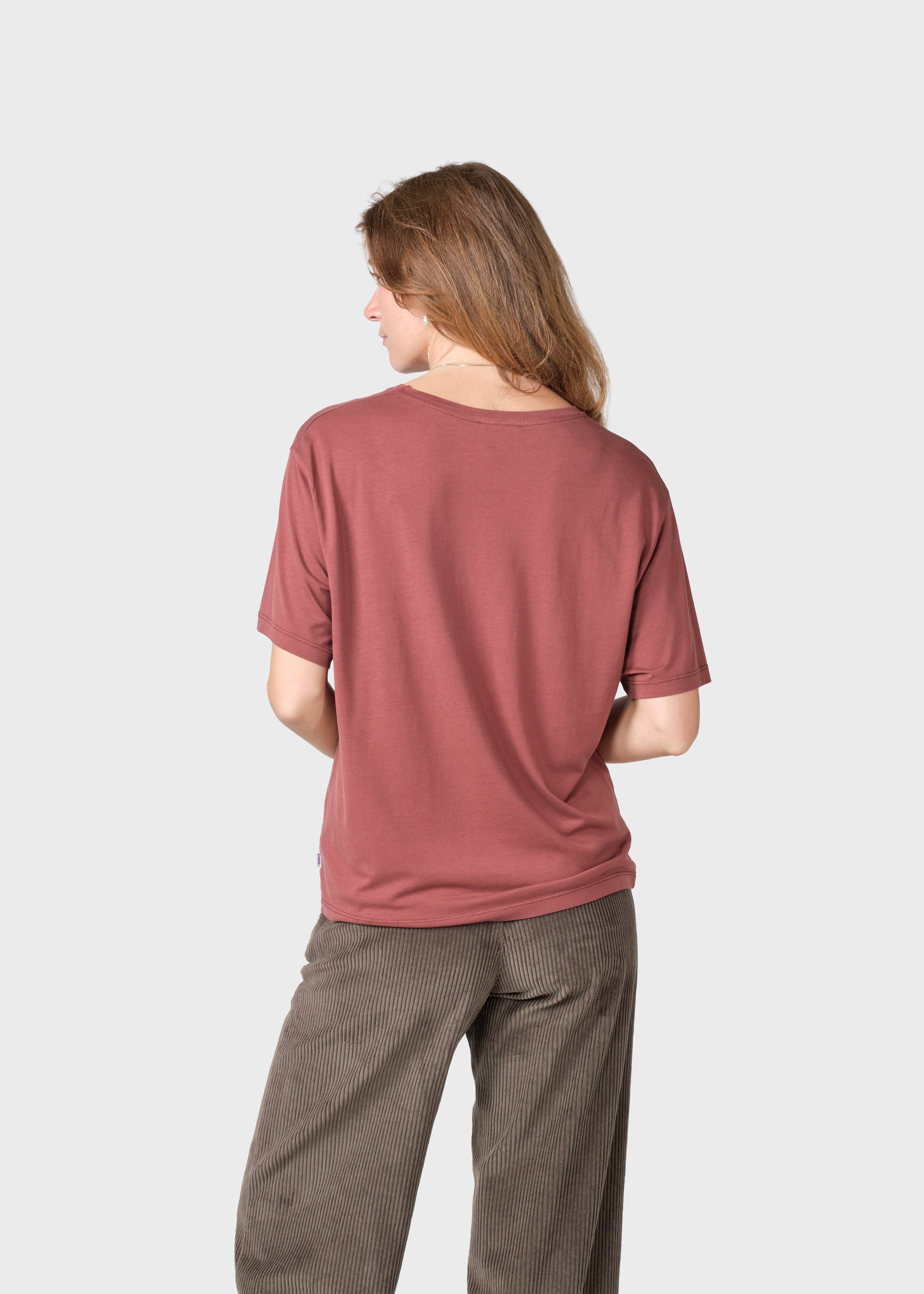 Maren Tee - Burgundy
