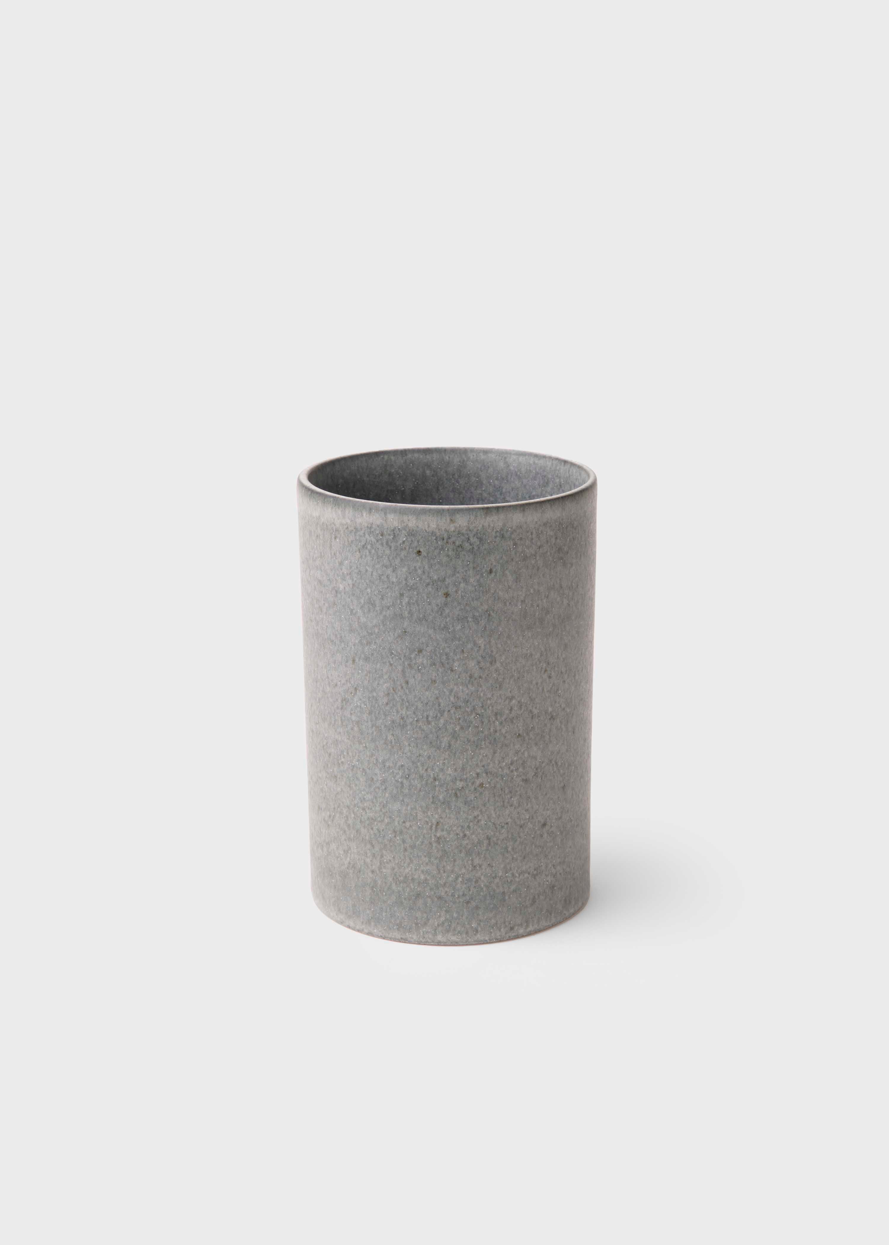 Medium Flower Vase - Concrete
