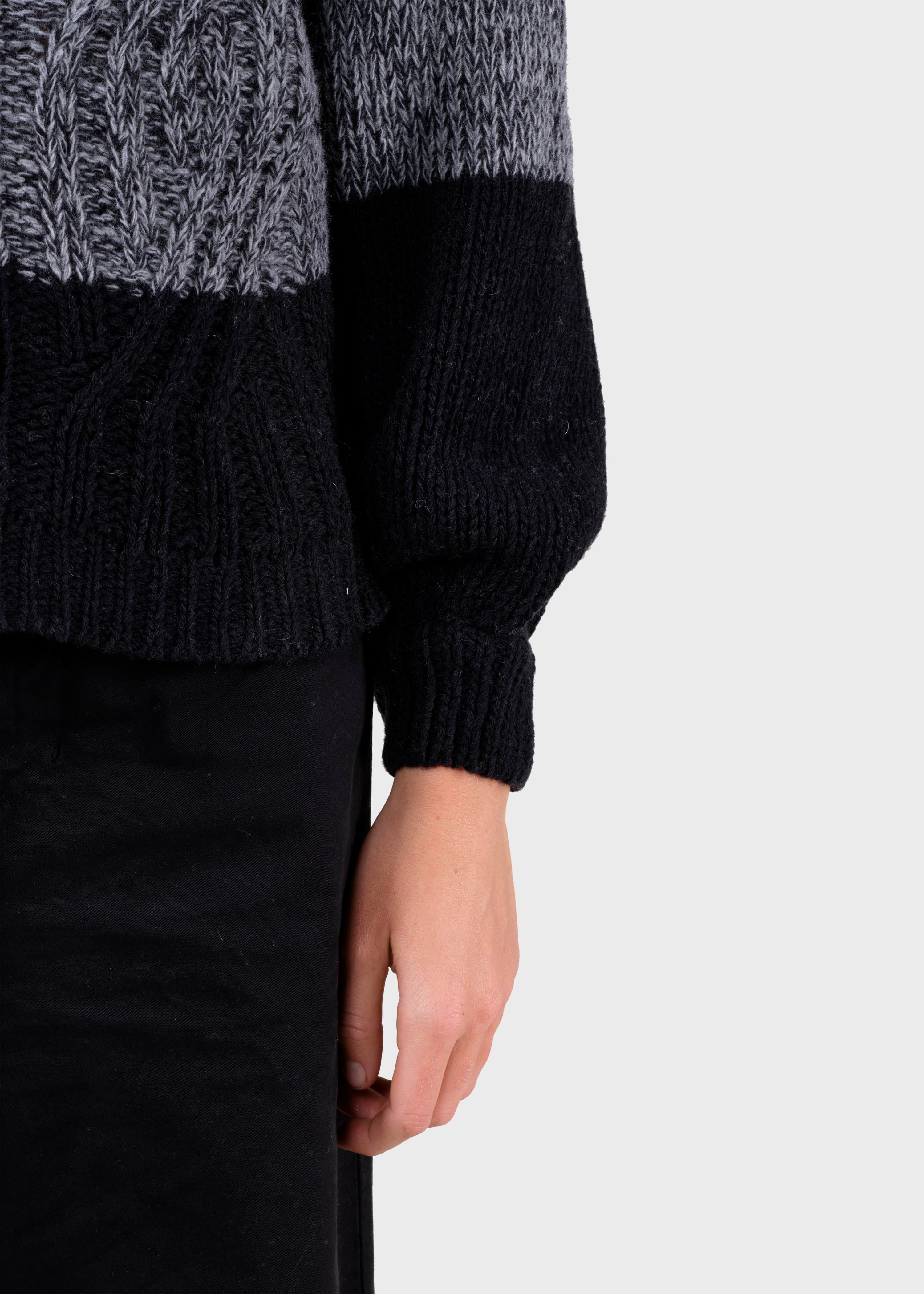 Viva Knit - Light Grey/black