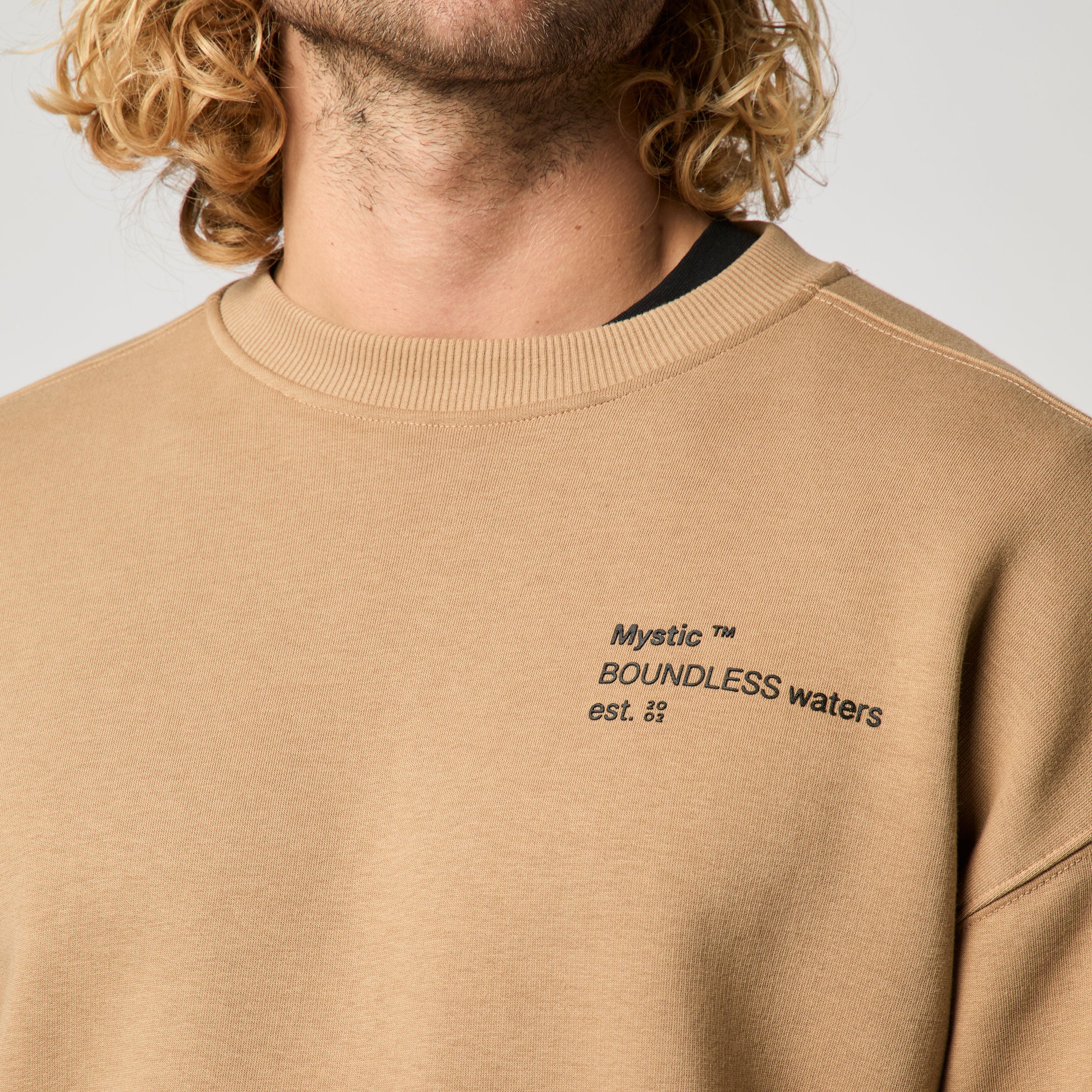 Mystic - Trademark Crew Sweat - Slate Brown