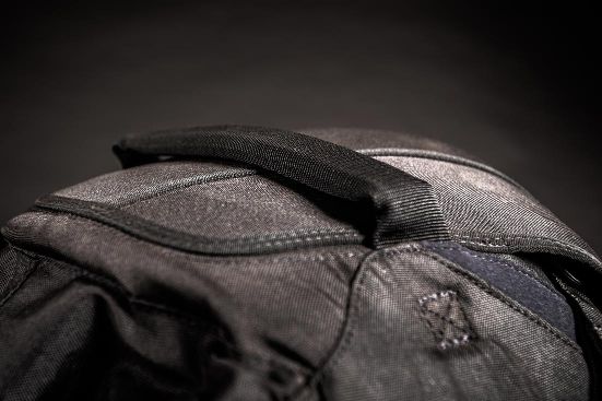 AK Progression Trapèze Assis Noir