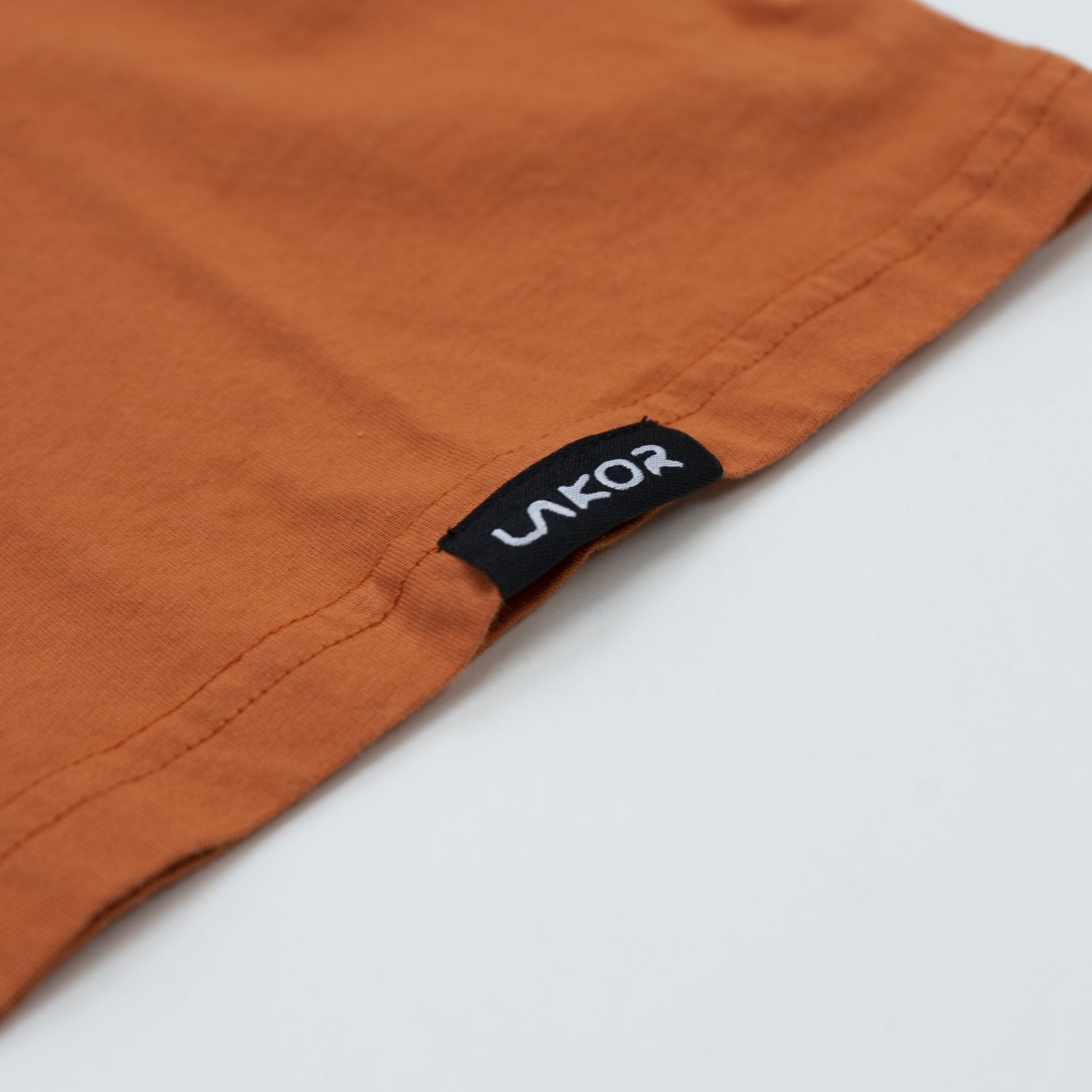 Lakor - Explore compass T-shirt