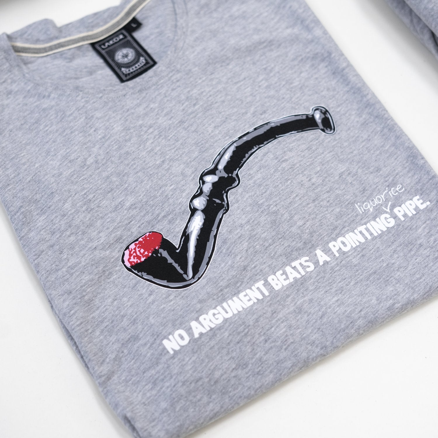 Lakor - Licorice pipe T-shirt