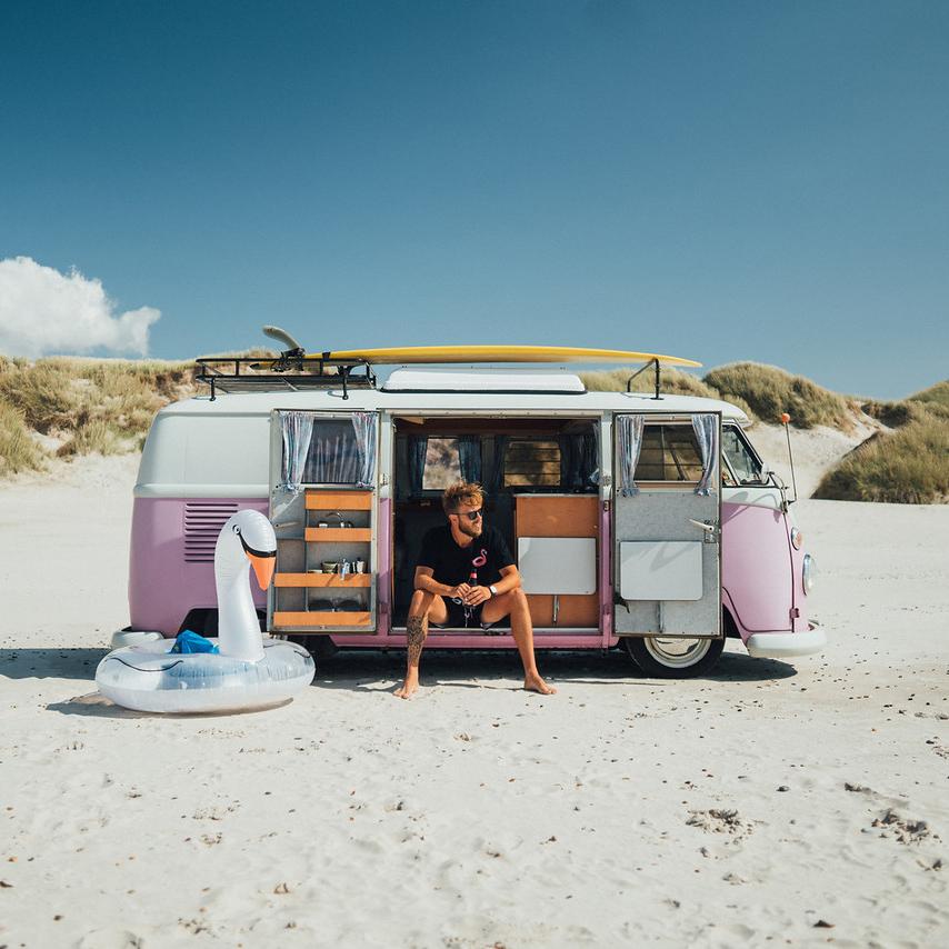 Lakor - Flamingo chest T-shirt