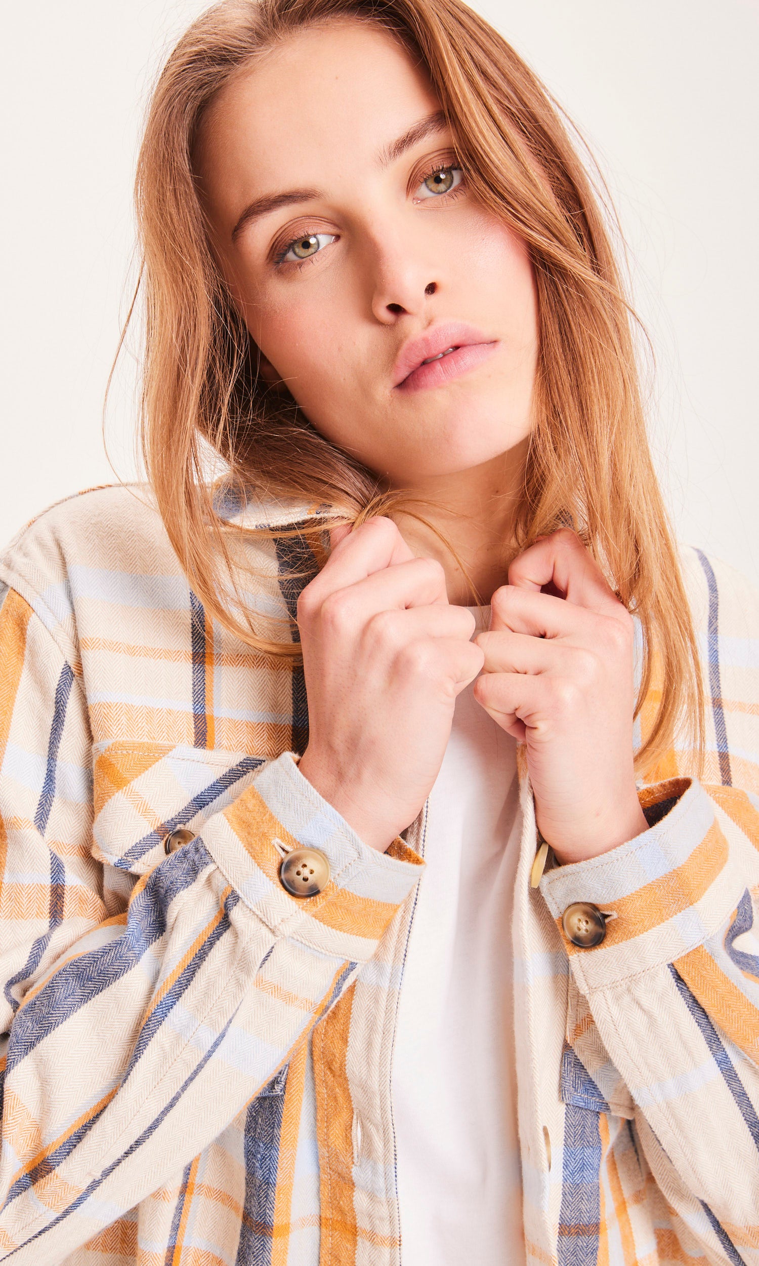 KnowledgeCotton Apparel LILLIAN kariertes Überhemd – GOTS/Vegan