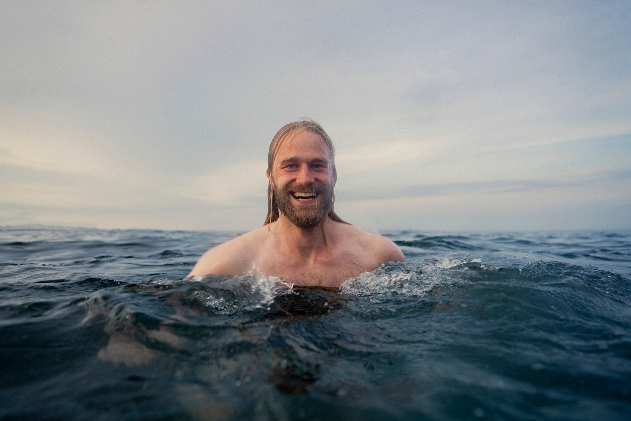 Beach Washed Shorts (Red) 