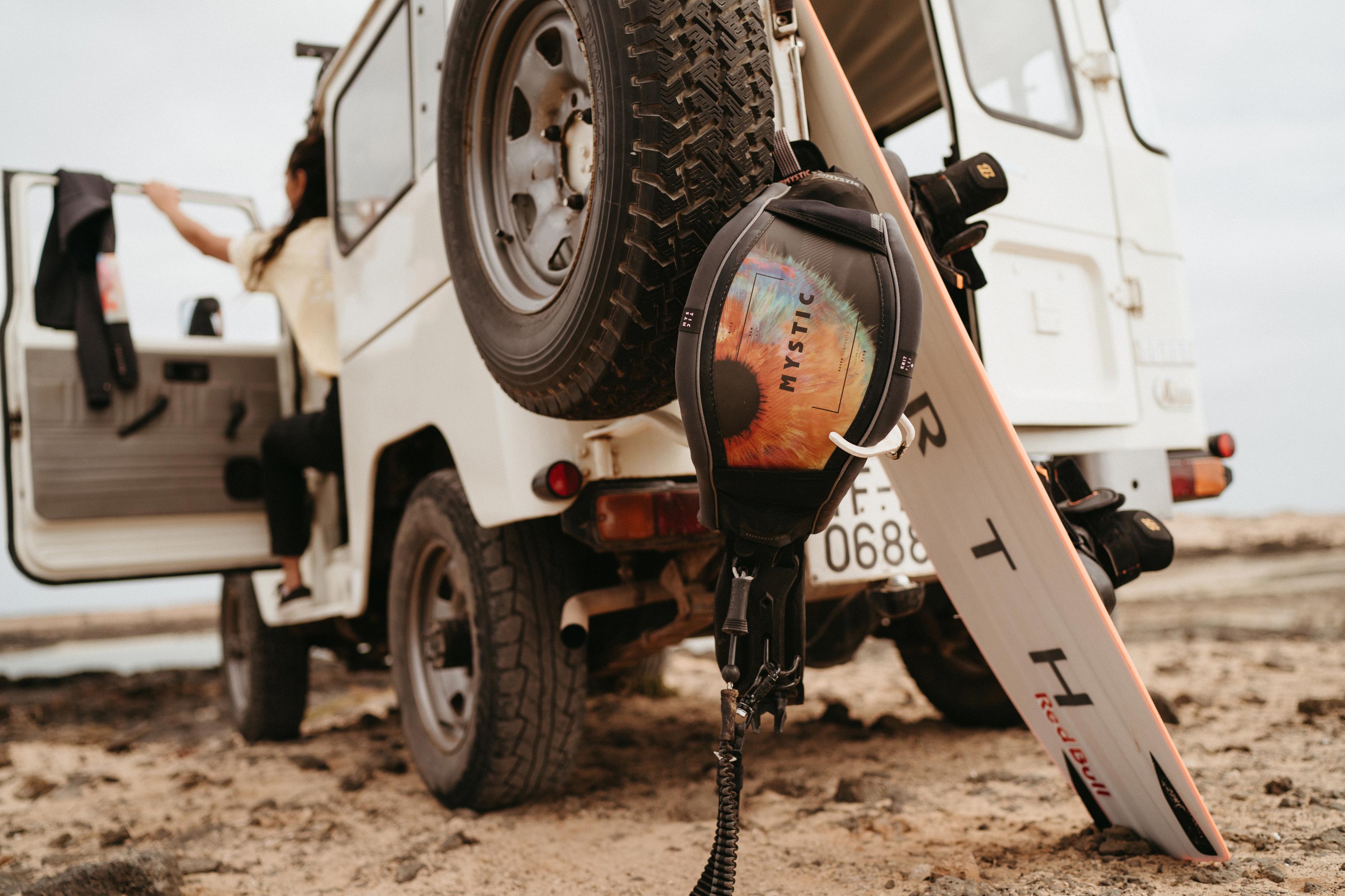 Gem Bk Waist Harness Women