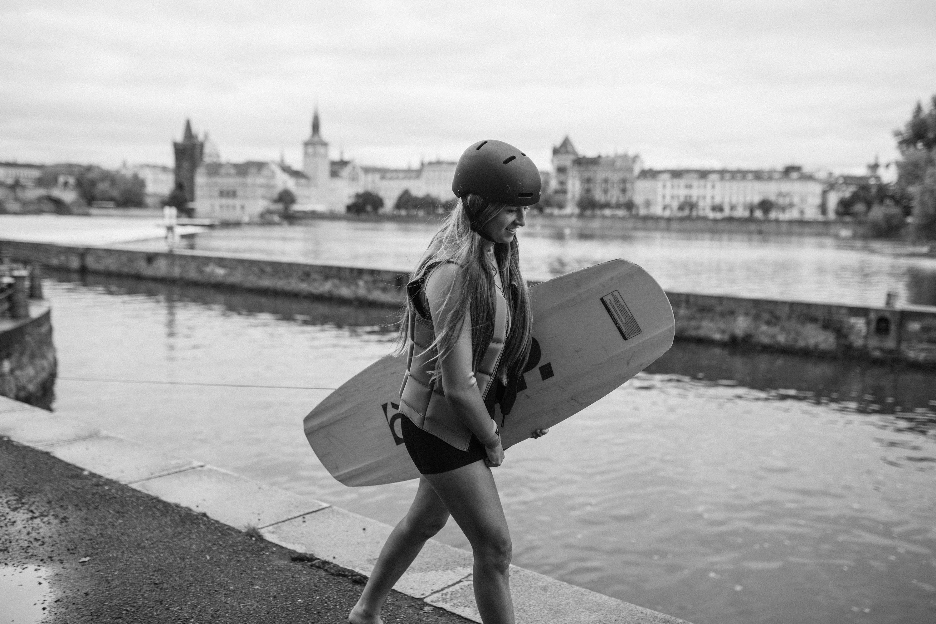 Vandal Pro Helmet - Sand