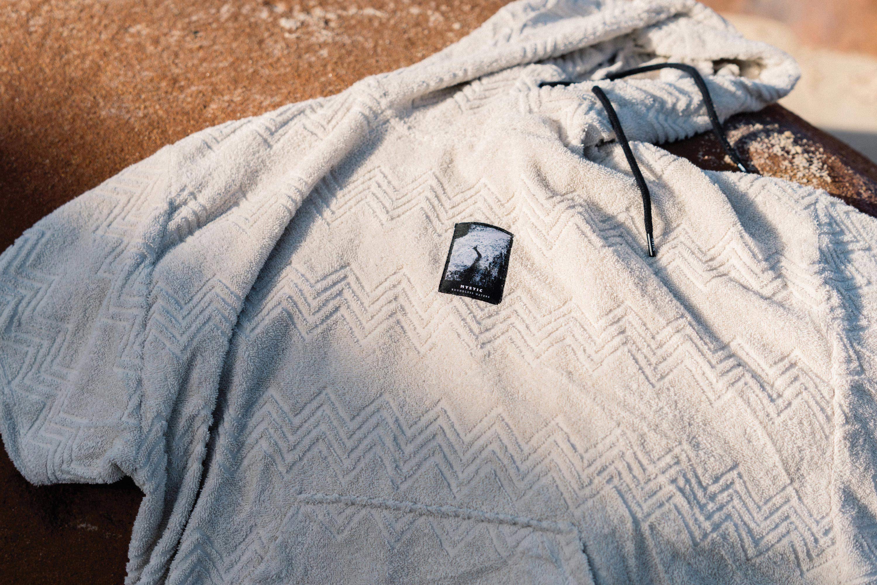 Mystic - Poncho Jacquard