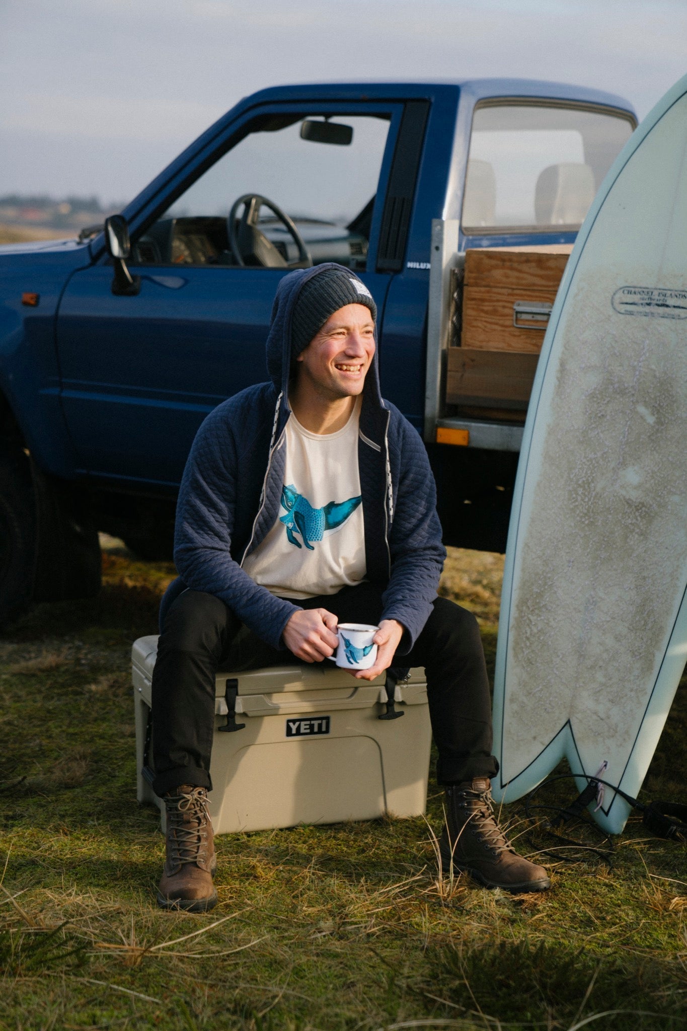 Humpback Whale T-shirt (Off White) 