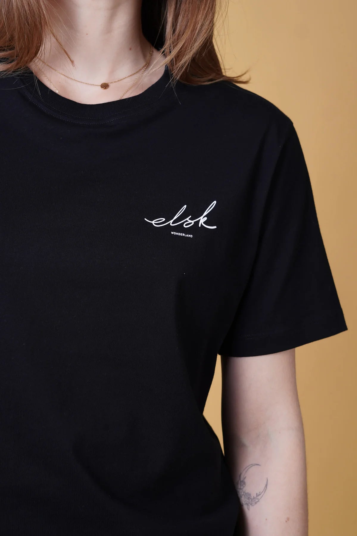 Signiertes Basic-Freizeit-T-Shirt für Damen