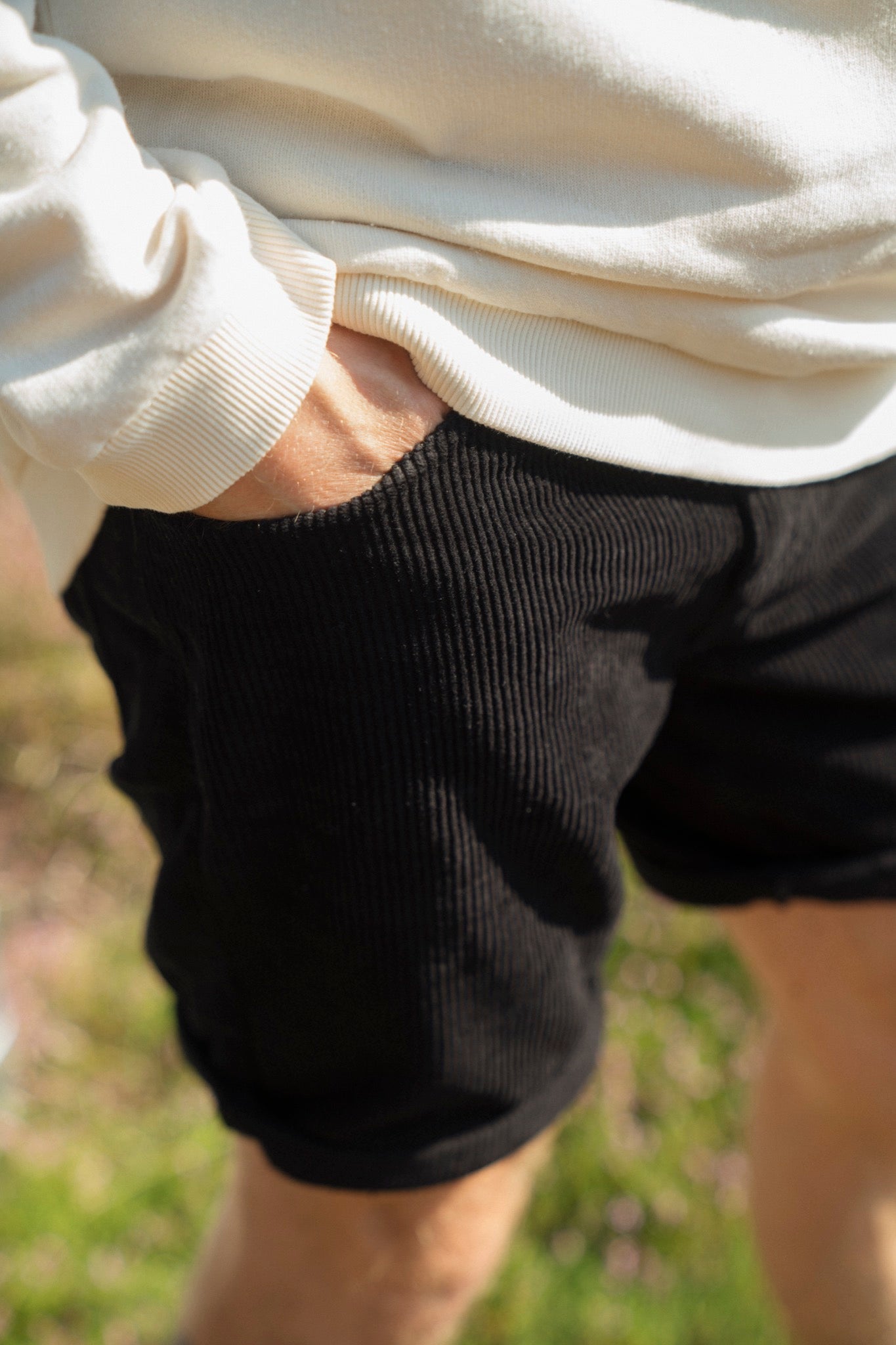 Velvet Shorts (Black) 