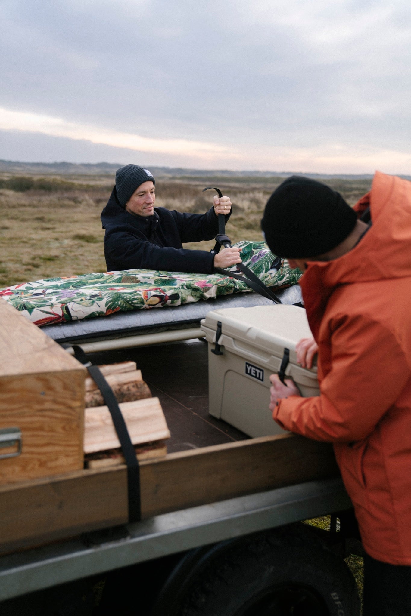 Parka Jacket (Black) 