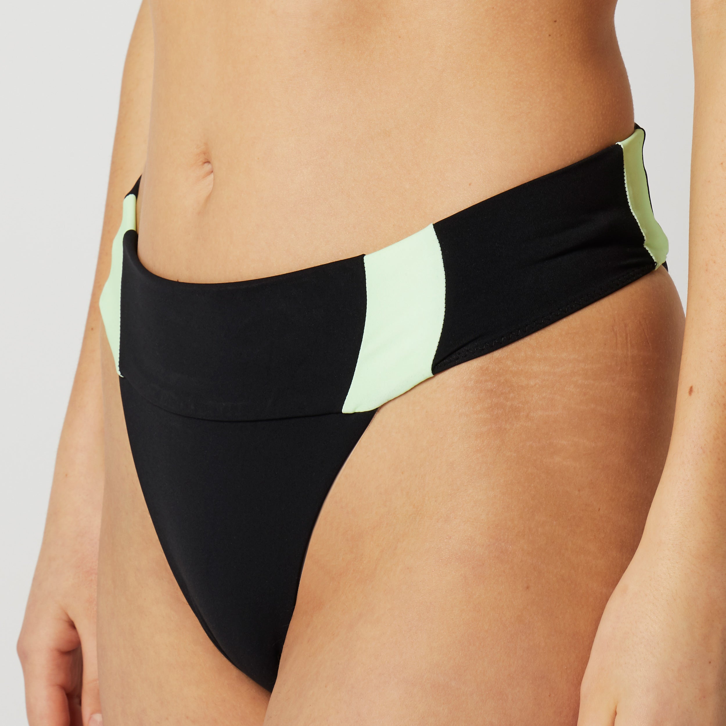 Mystic - Bruna Performance Bikinihose - Limettengrün