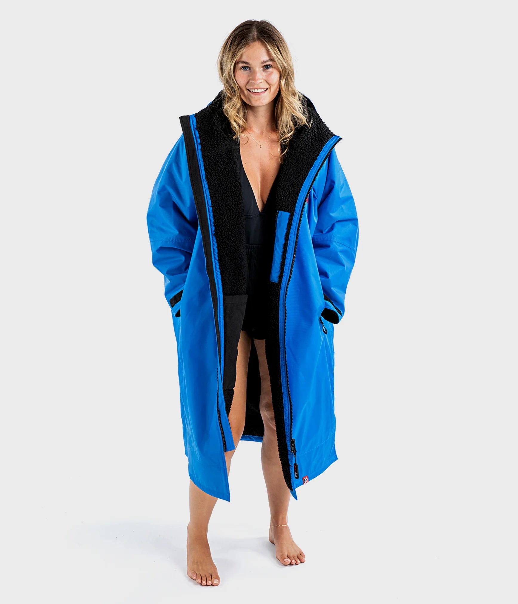 Dryrobe advance long sleeve poncho | adults | black cobalt blue black - recycled