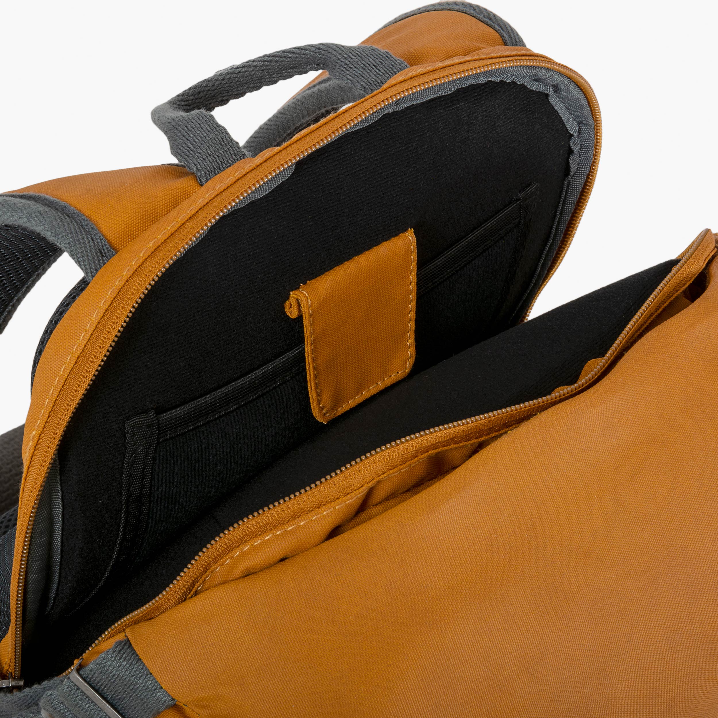 Highlander - Flug Urban Laptop Backpack, 18L