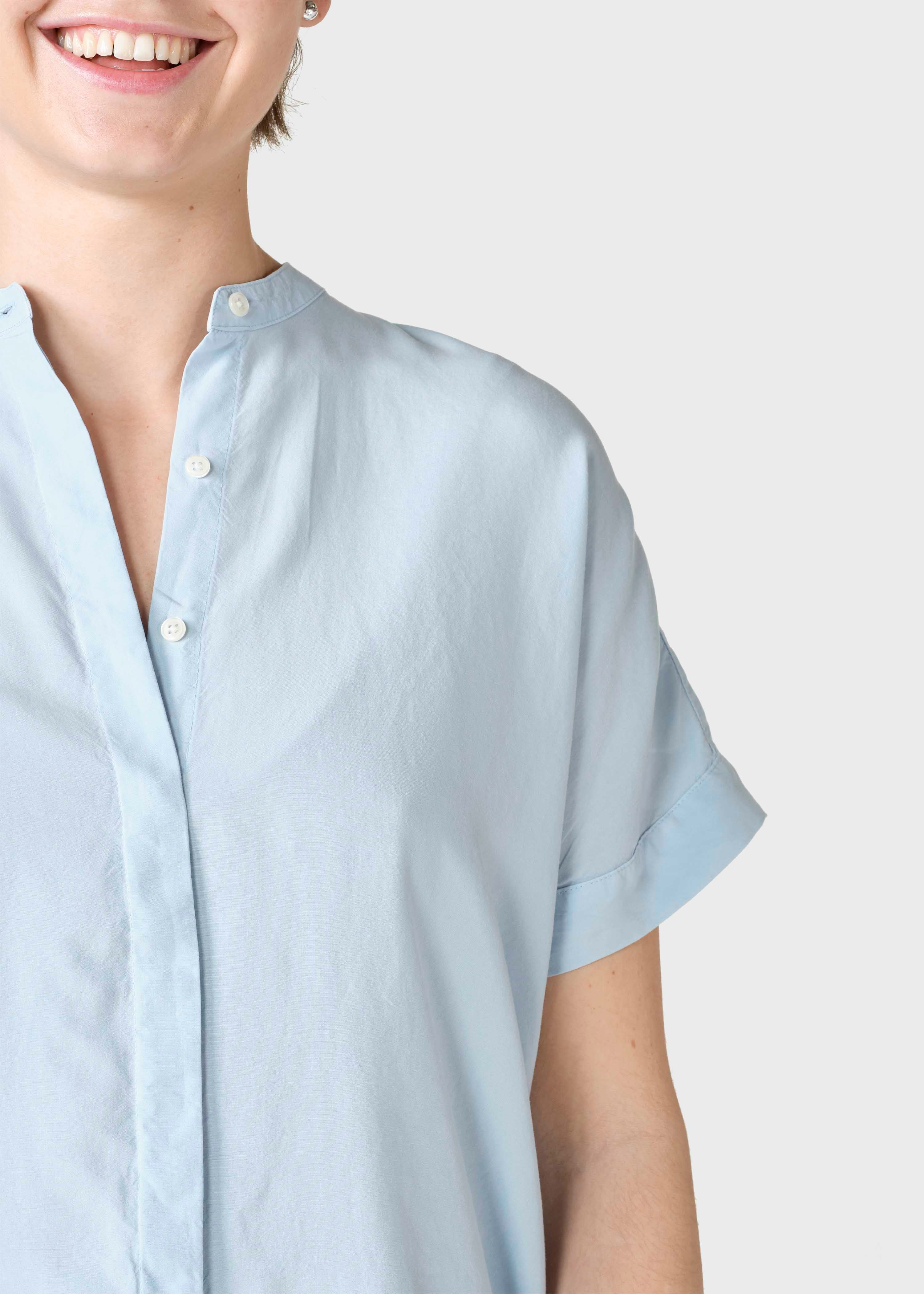 Li Shirt - Light Blue