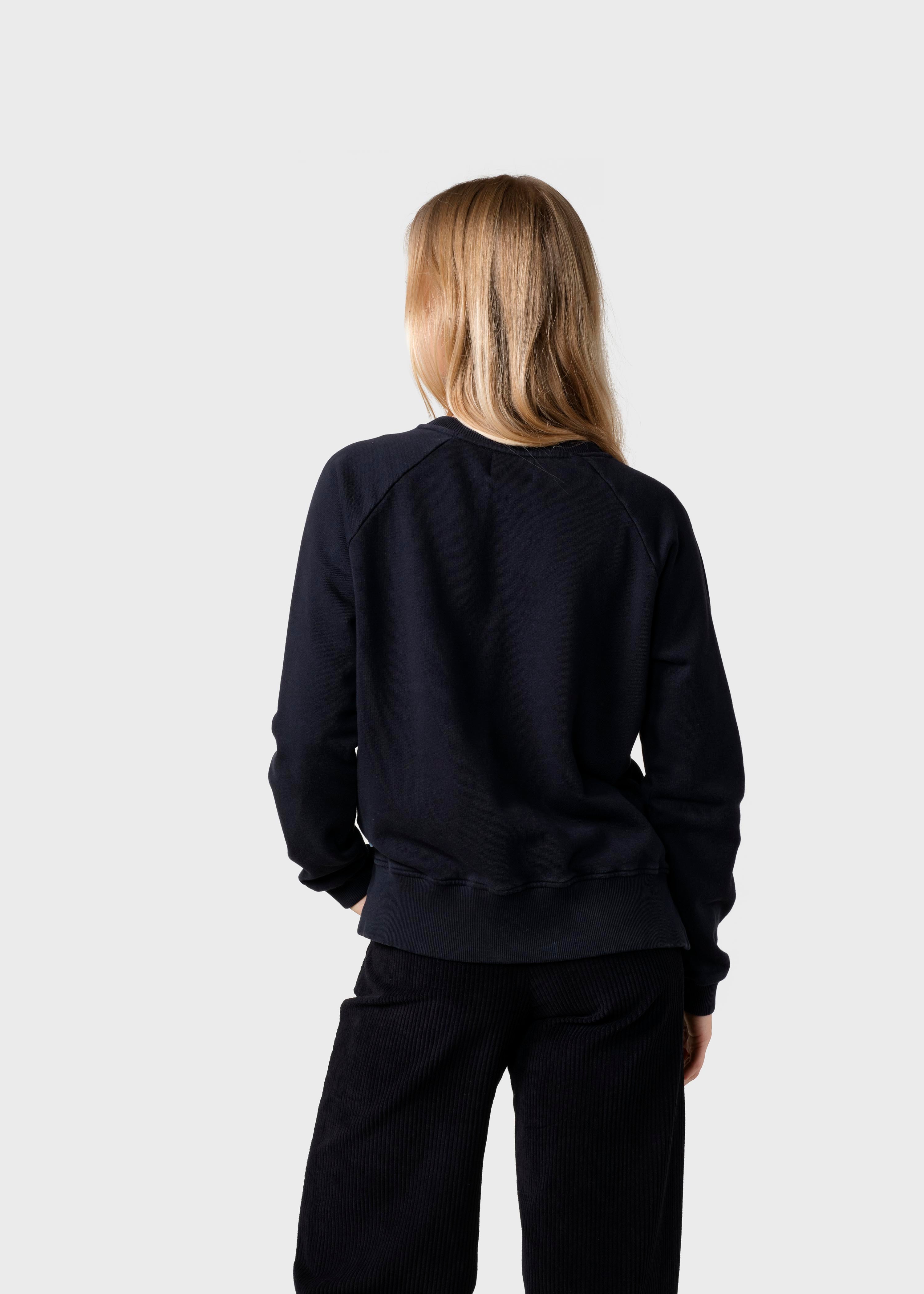 Maja Logo Crew - Black