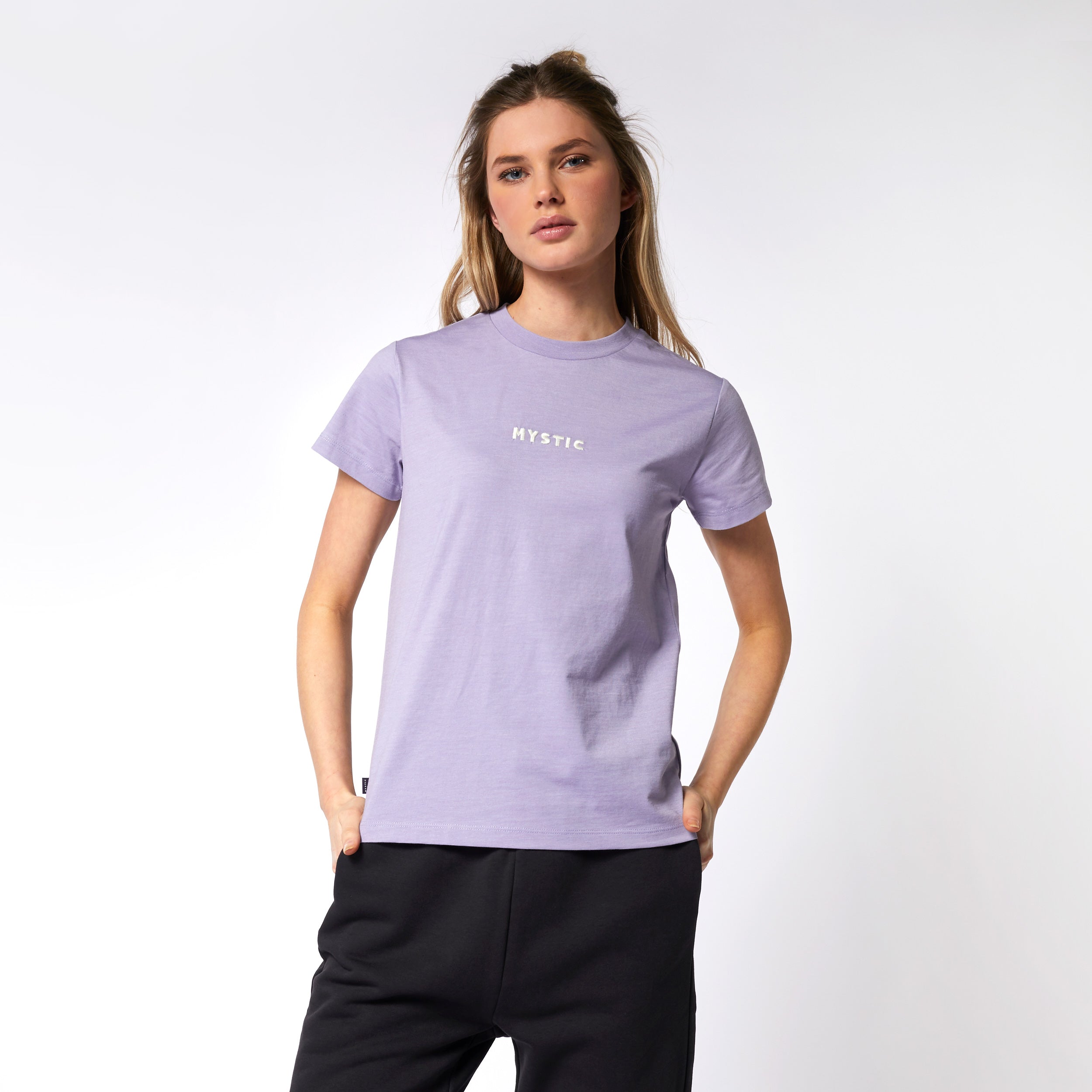 Brand Season Tee Women