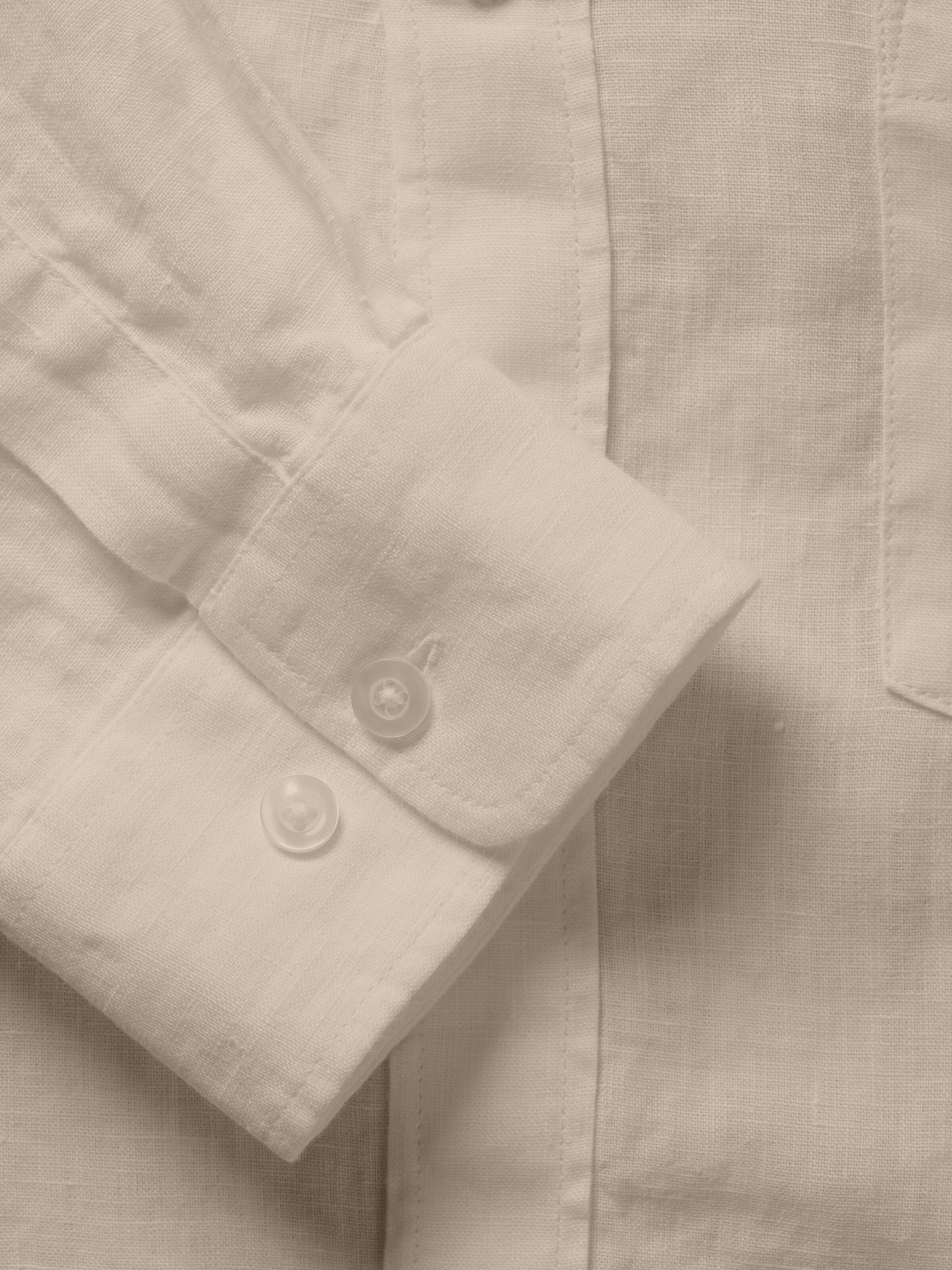 KnowledgeCotton Apparel – Maßgeschneidertes Leinenhemd GOTS/Vegan – Helles Federgrau