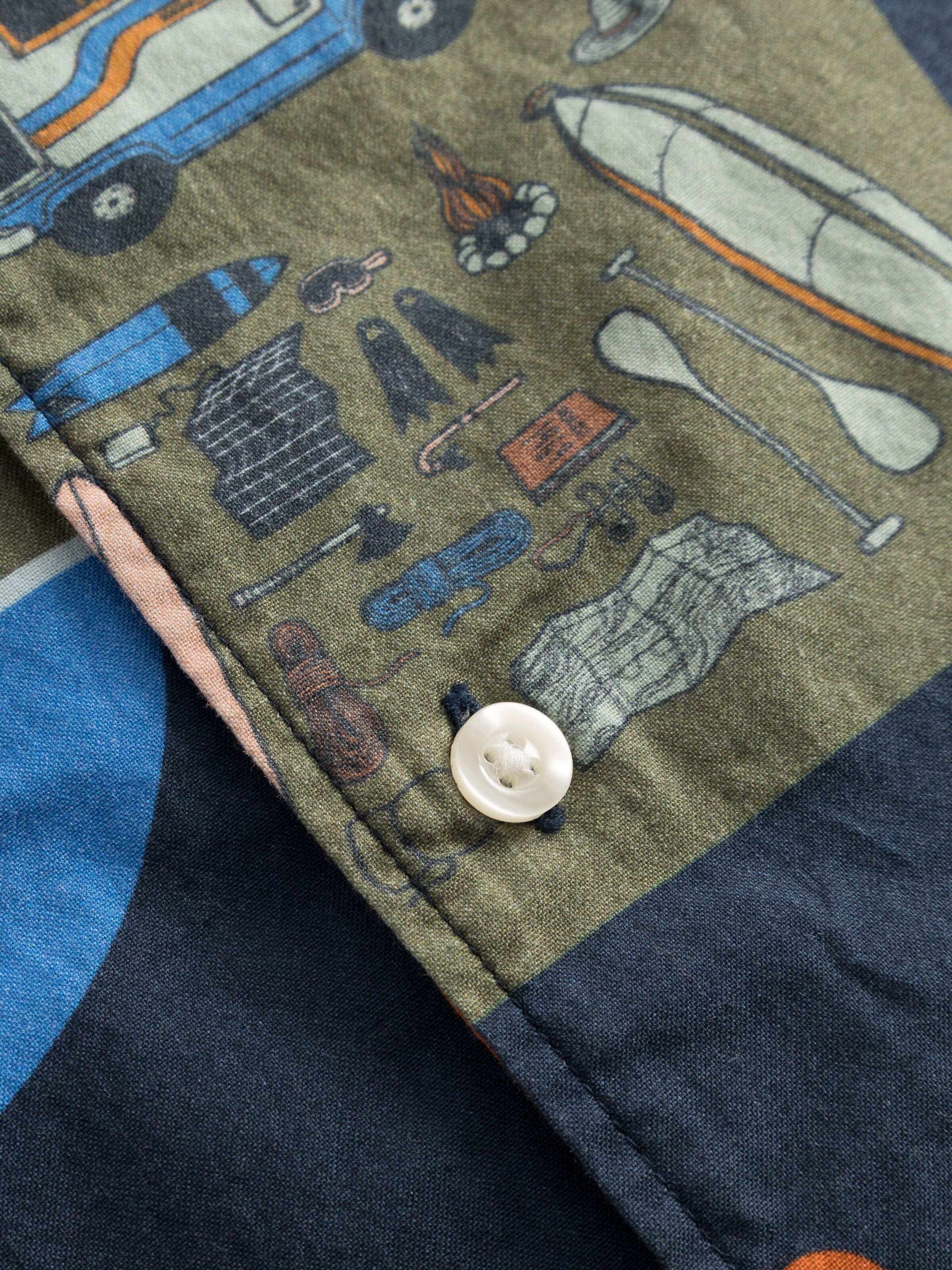 KnowledgeCotton Apparel – AOP-Kurzarmshirt mit Boxed-Fit – GOTS/Vegan