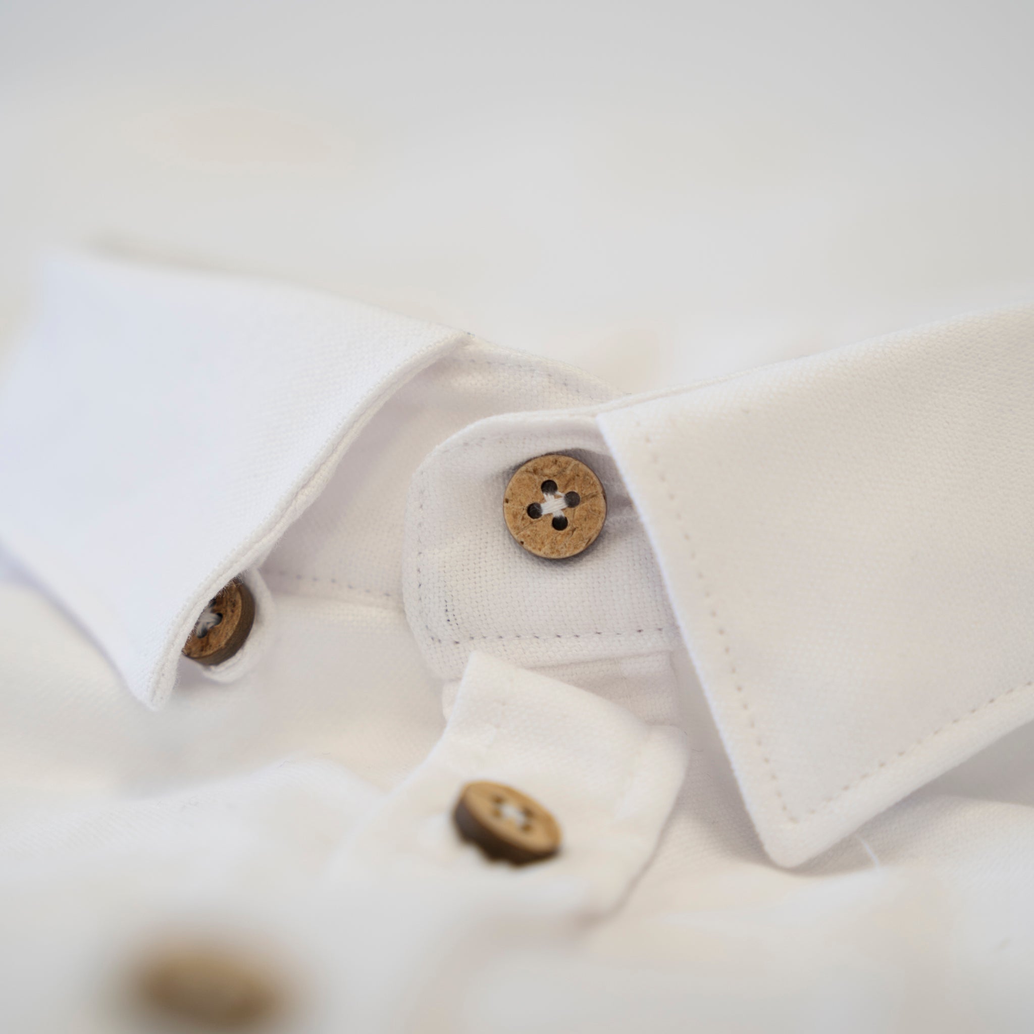 Lakor - Oxford Short Sleeve (White) 