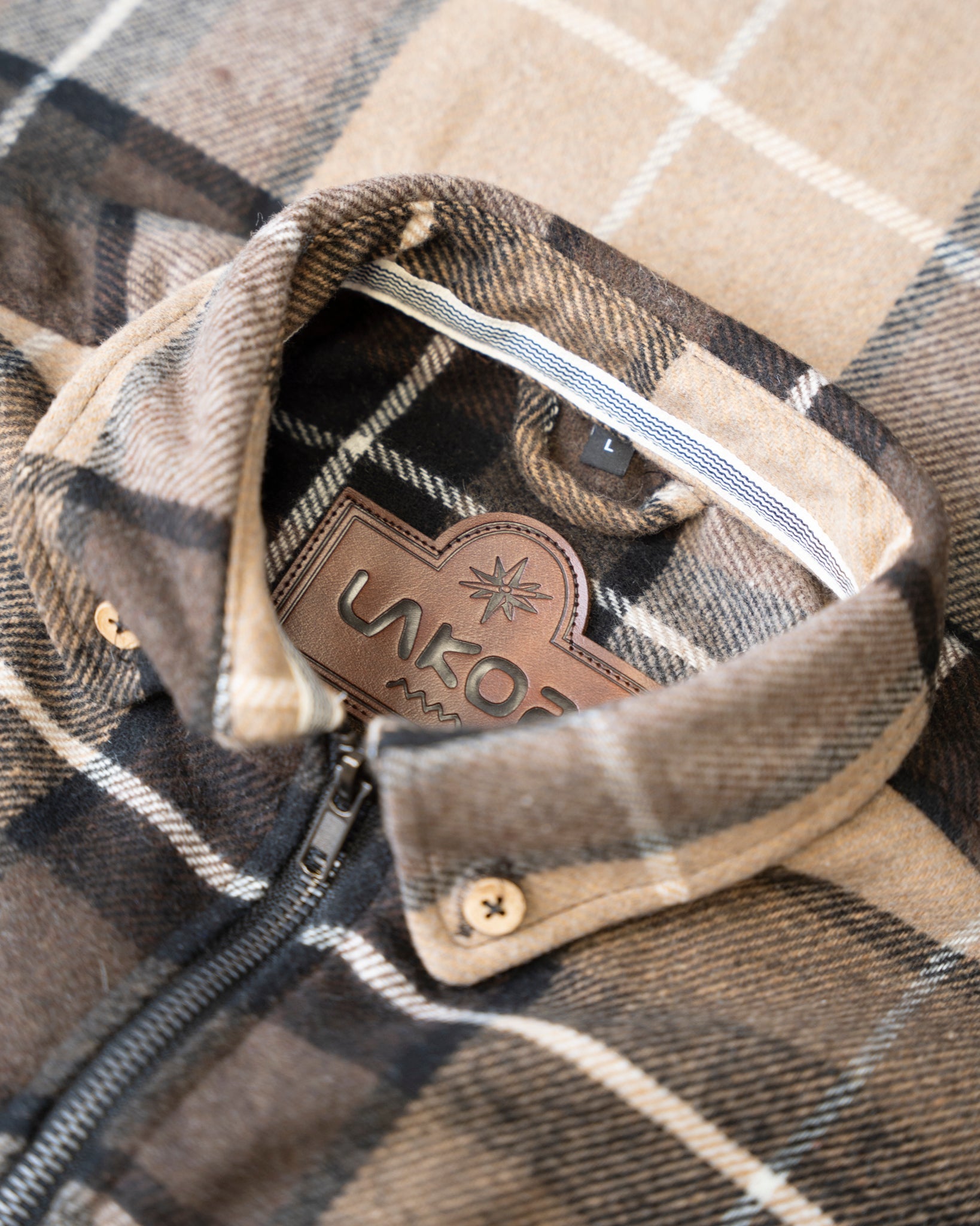 Lakor - Beaver Shirt Jacket (Brown) 