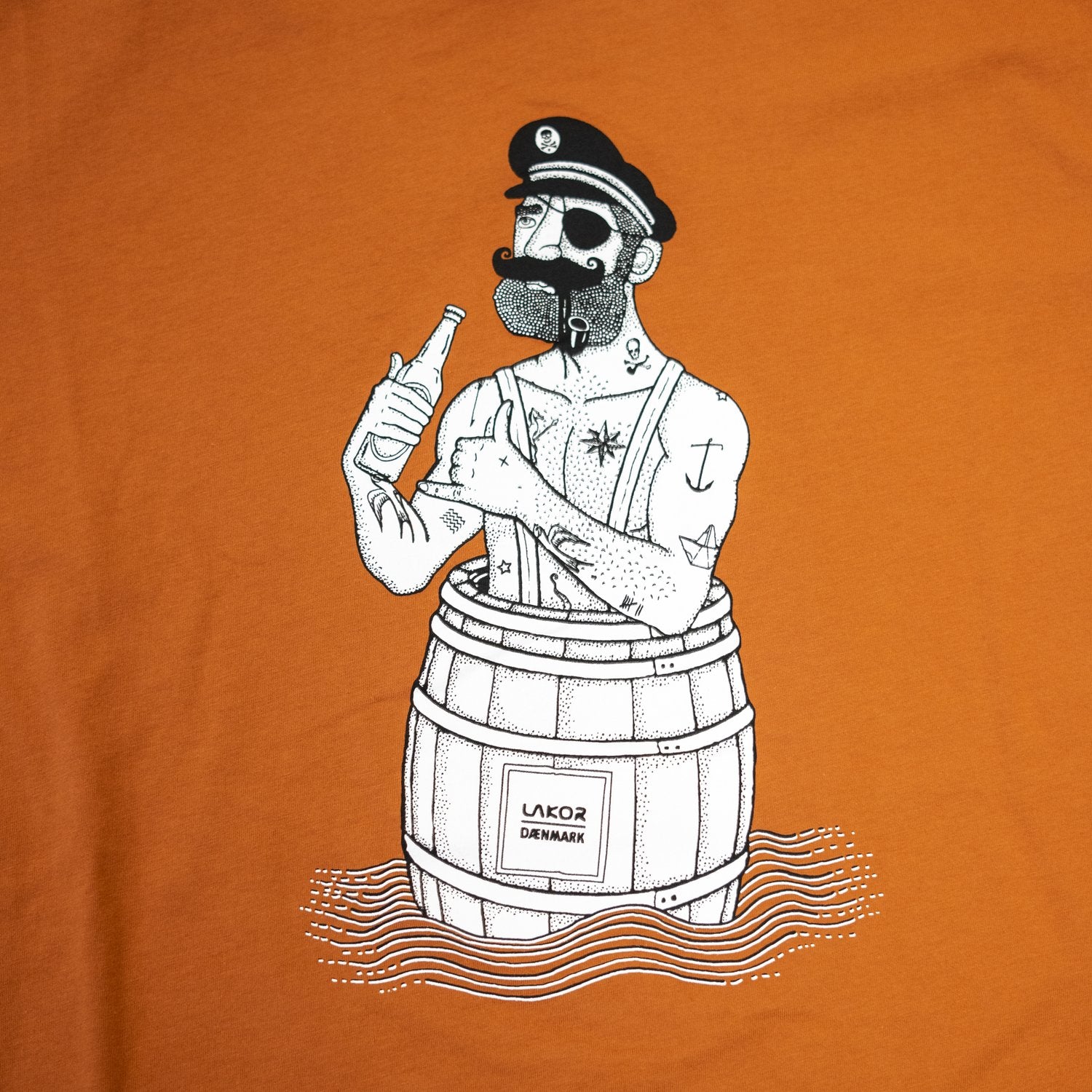 Lakor - Barreled T-shirt 