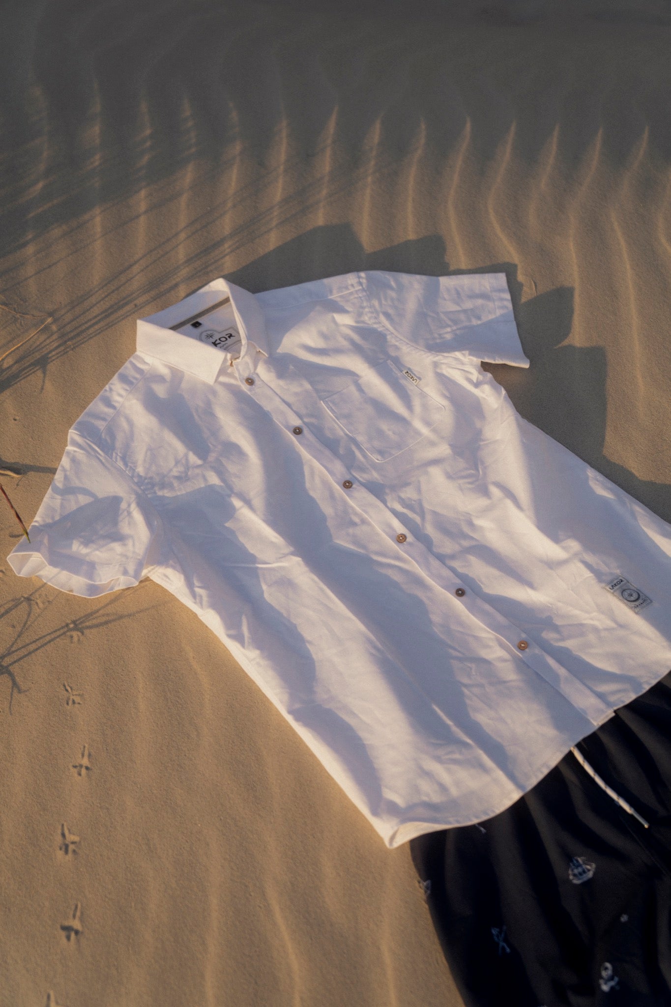 Lakor - Oxford Short Sleeve (White) 